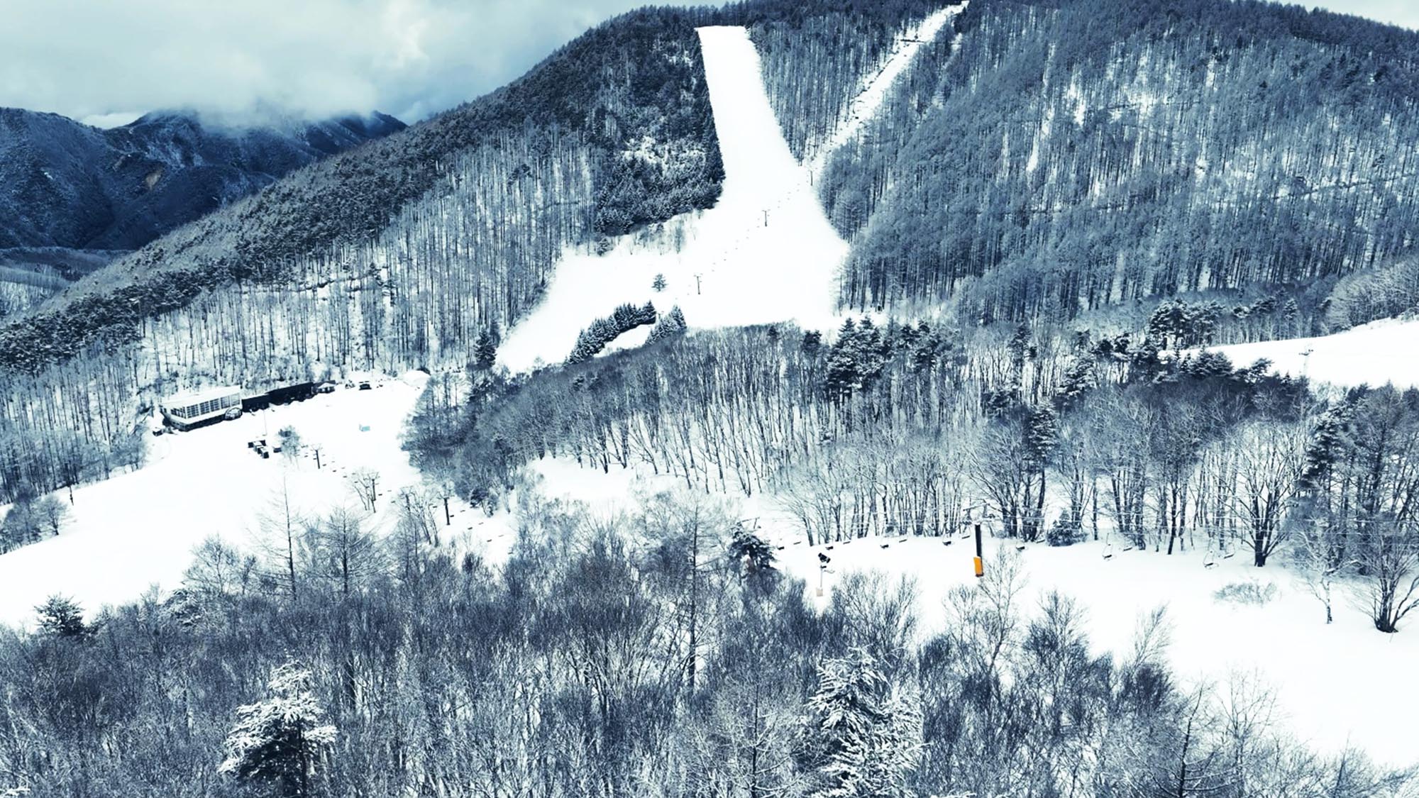 ・【景観】凛とした空気とどこまでも広がる白銀の世界　日常を忘れ特別な冬の体験を
