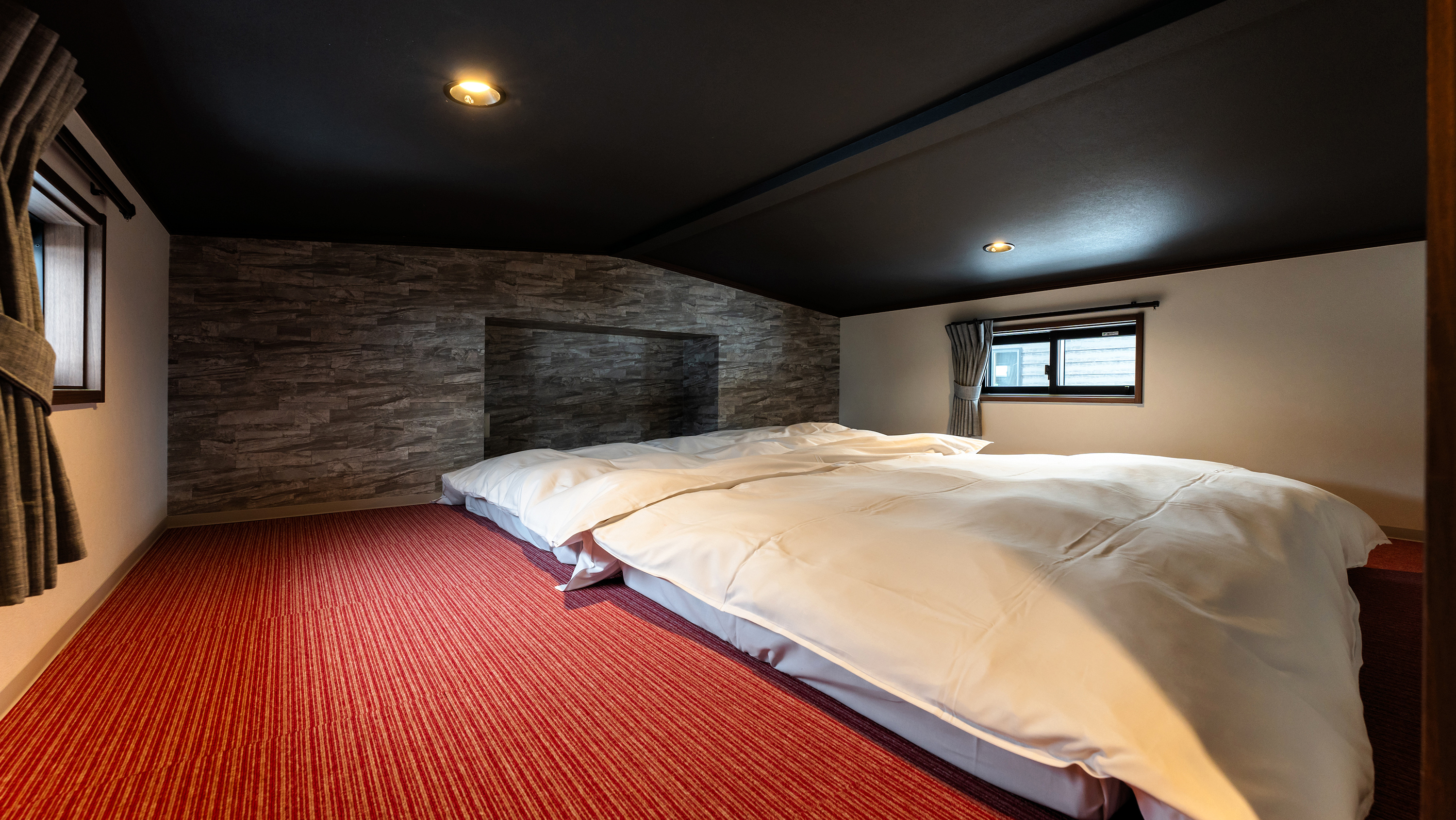 【部屋】温泉付コテージ Room03／定員1～6名／ベッドルーム＋ロフト