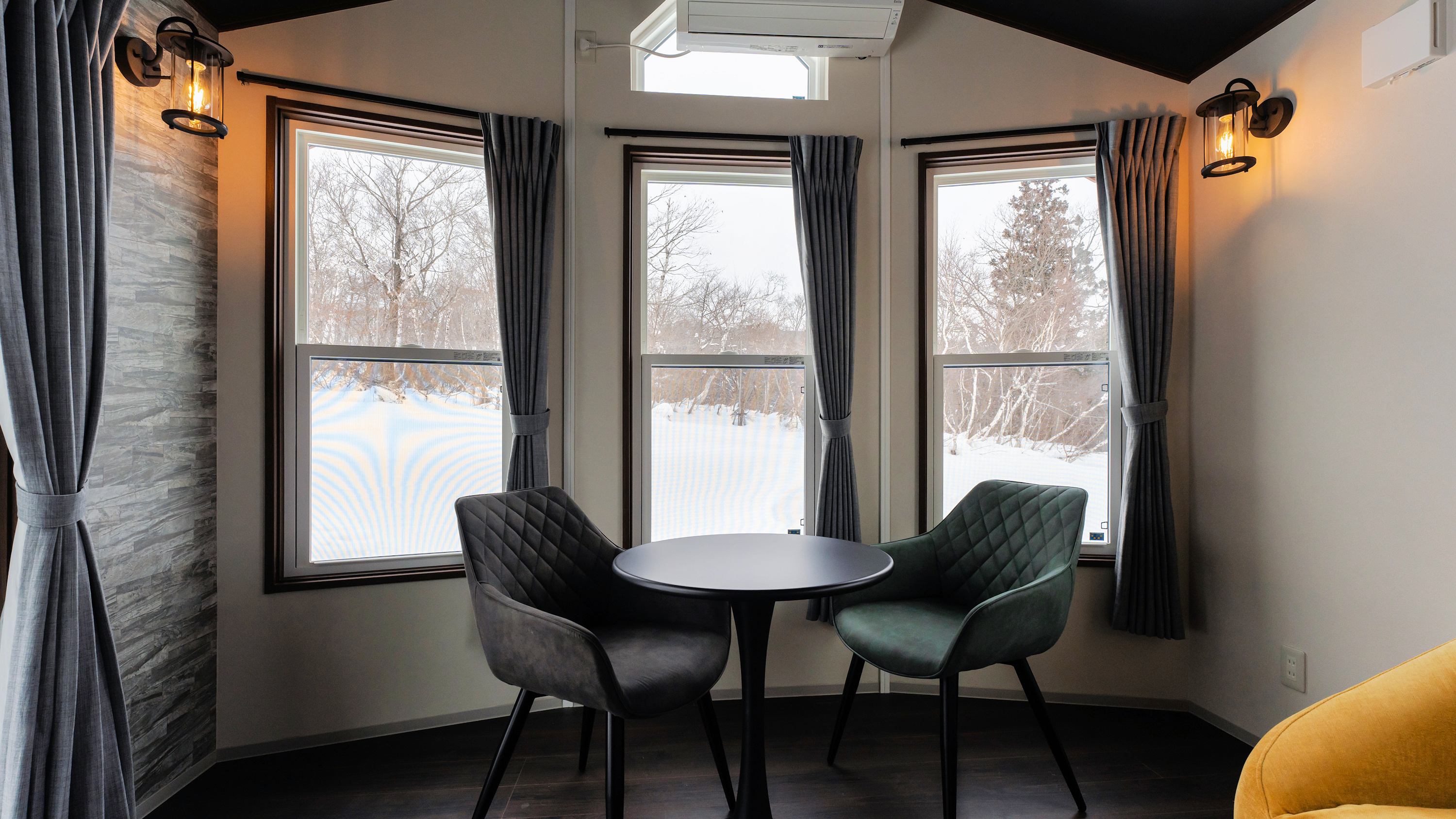 【部屋】温泉付コテージ Room03／定員1～6名／ベッドルーム＋ロフト