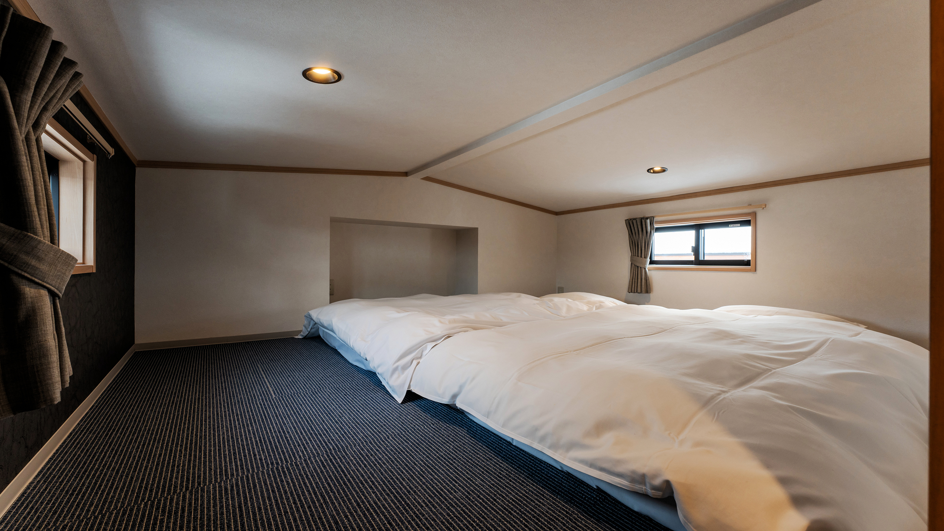 【部屋】温泉付コテージ Room02／定員1～6名／ベッドルーム＋ロフト