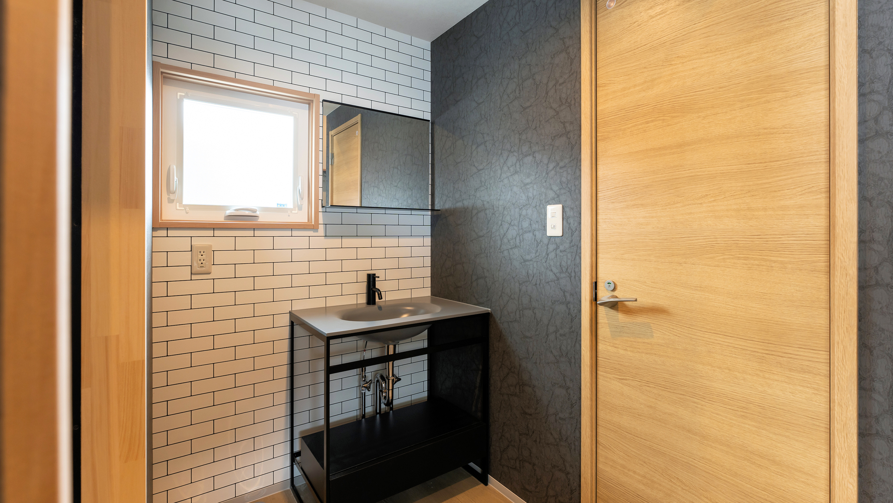 【部屋】温泉付コテージ Room02／定員1～6名／ベッドルーム＋ロフト