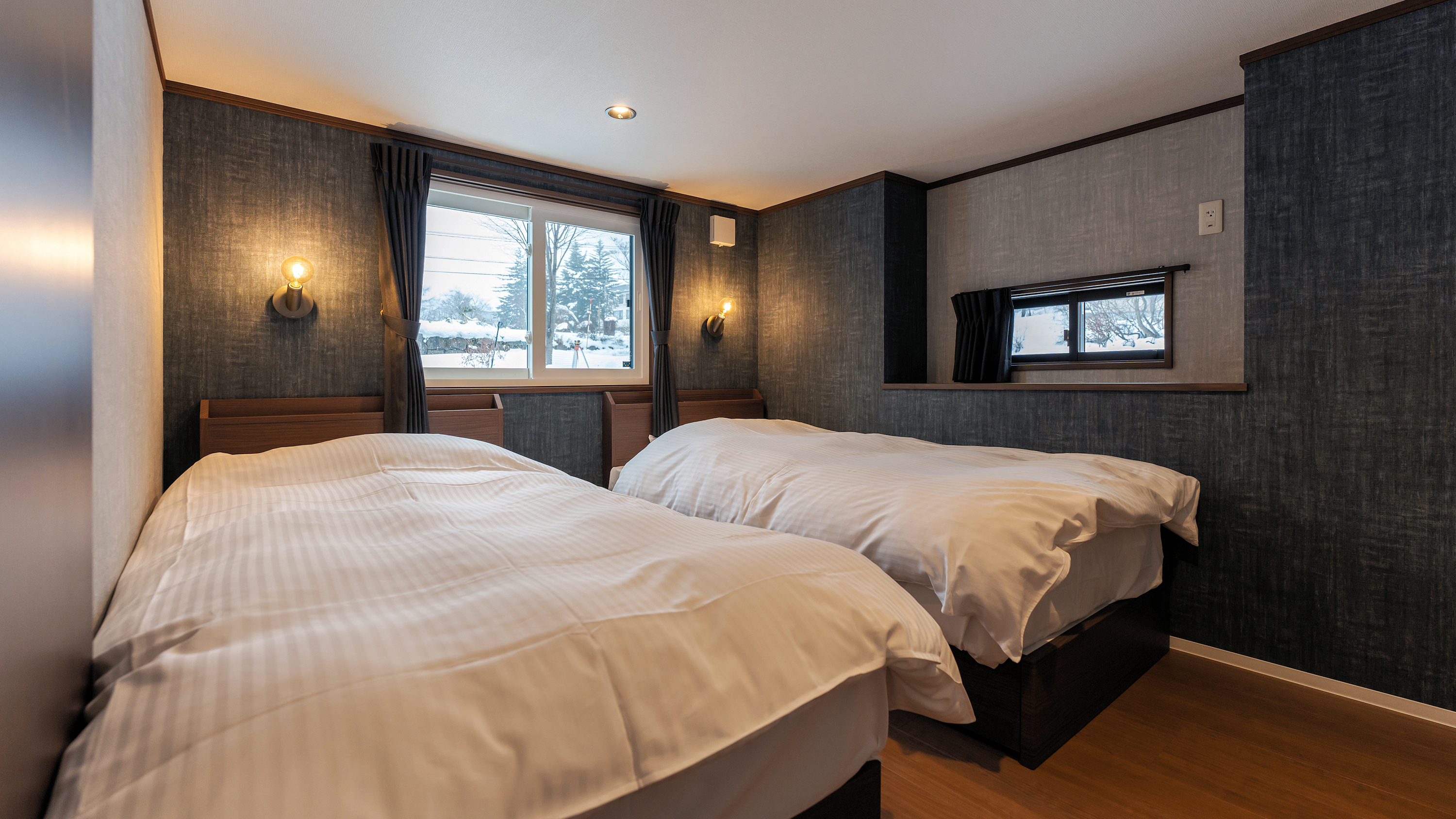 【部屋】温泉付コテージ Room01／定員1～4名／ベッドルーム＋ロフト