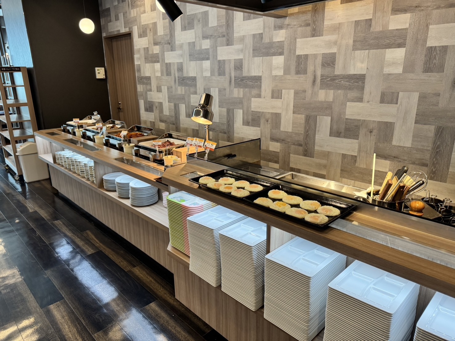 【お部屋タイプおまかせ】急な出張に★直前予約プラン【バイキング朝食付き】