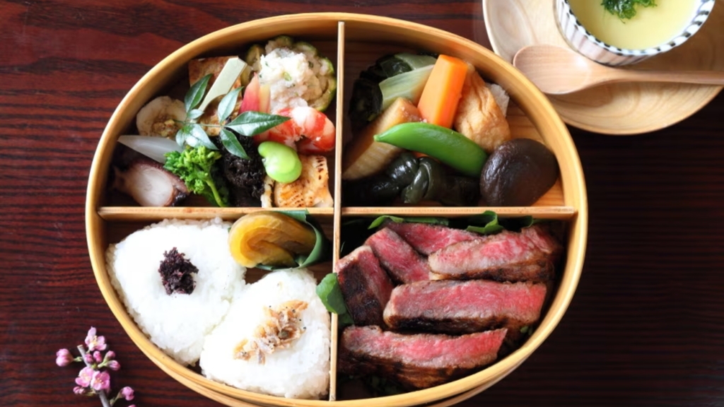 温泉と山里の恵みを味わう、特製山里弁当付きプラン（夕食・特製弁当付き）