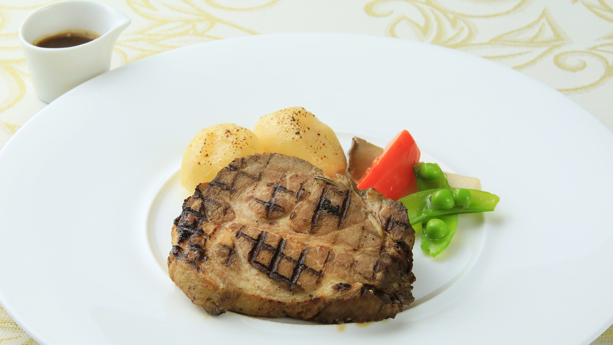 ご夕食|創作ダイニング スタンダード★ルミエール ※メイン料理イメージ