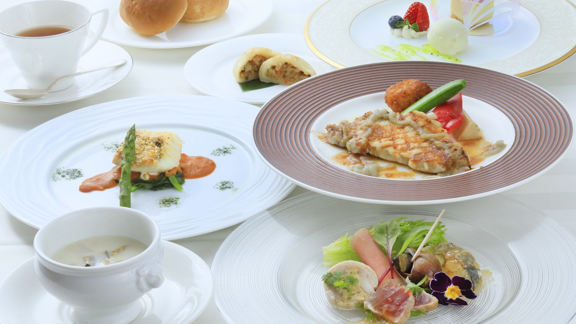 【Anniversary】デコレーションケーキ付で心に残る大切な記念日を＜★ルミエール＞