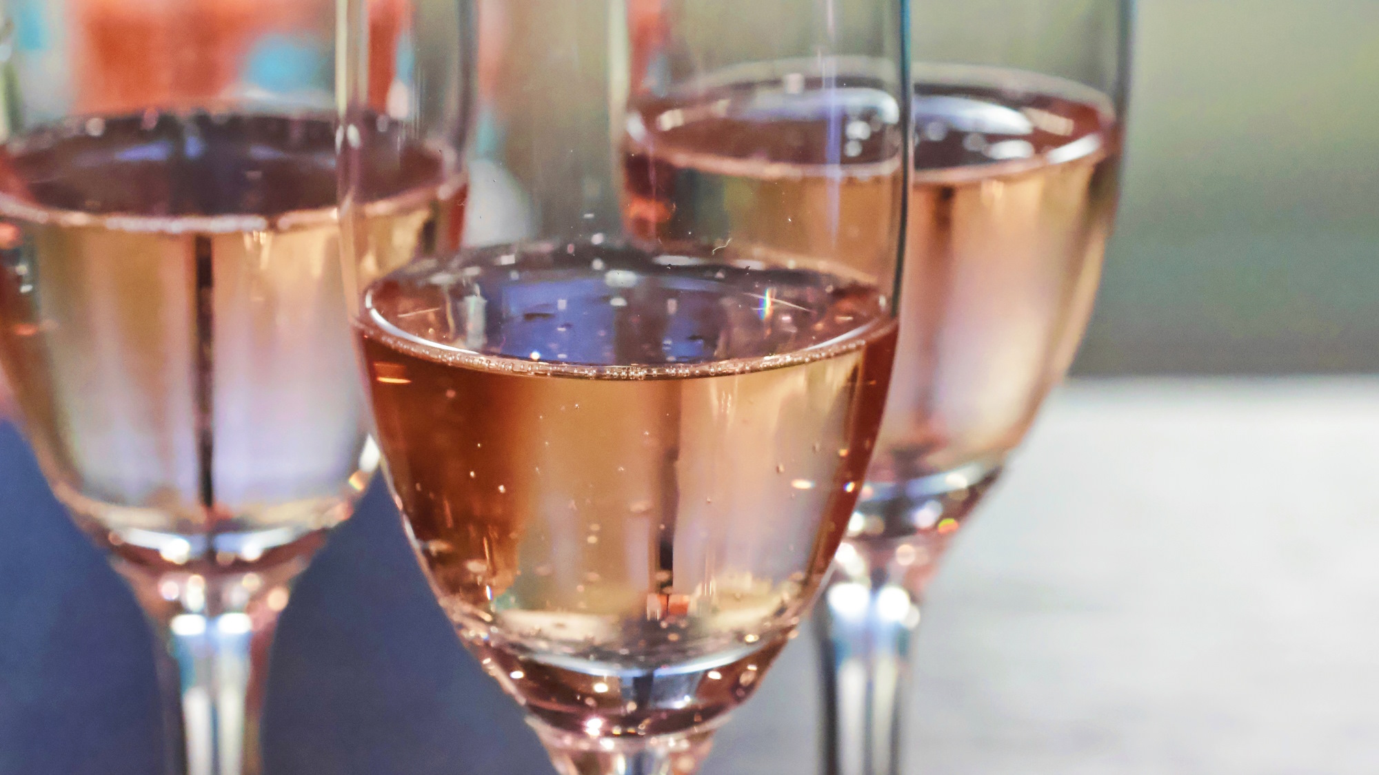 プラン限定|ワンドリンクサービスで、お食事をもっと愉しく