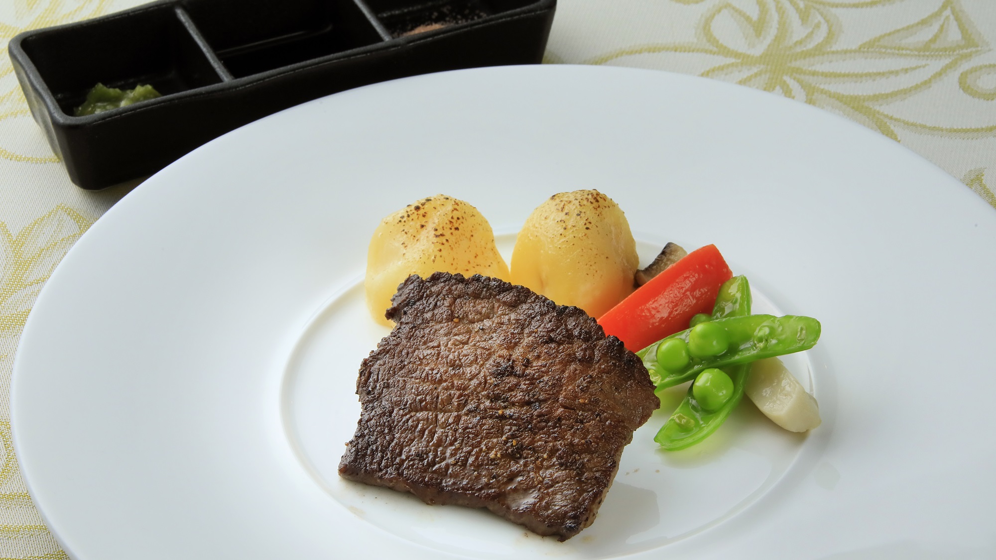 ご夕食│創作ダイニング　プレミアム■グラン　※メイン料理イメージ