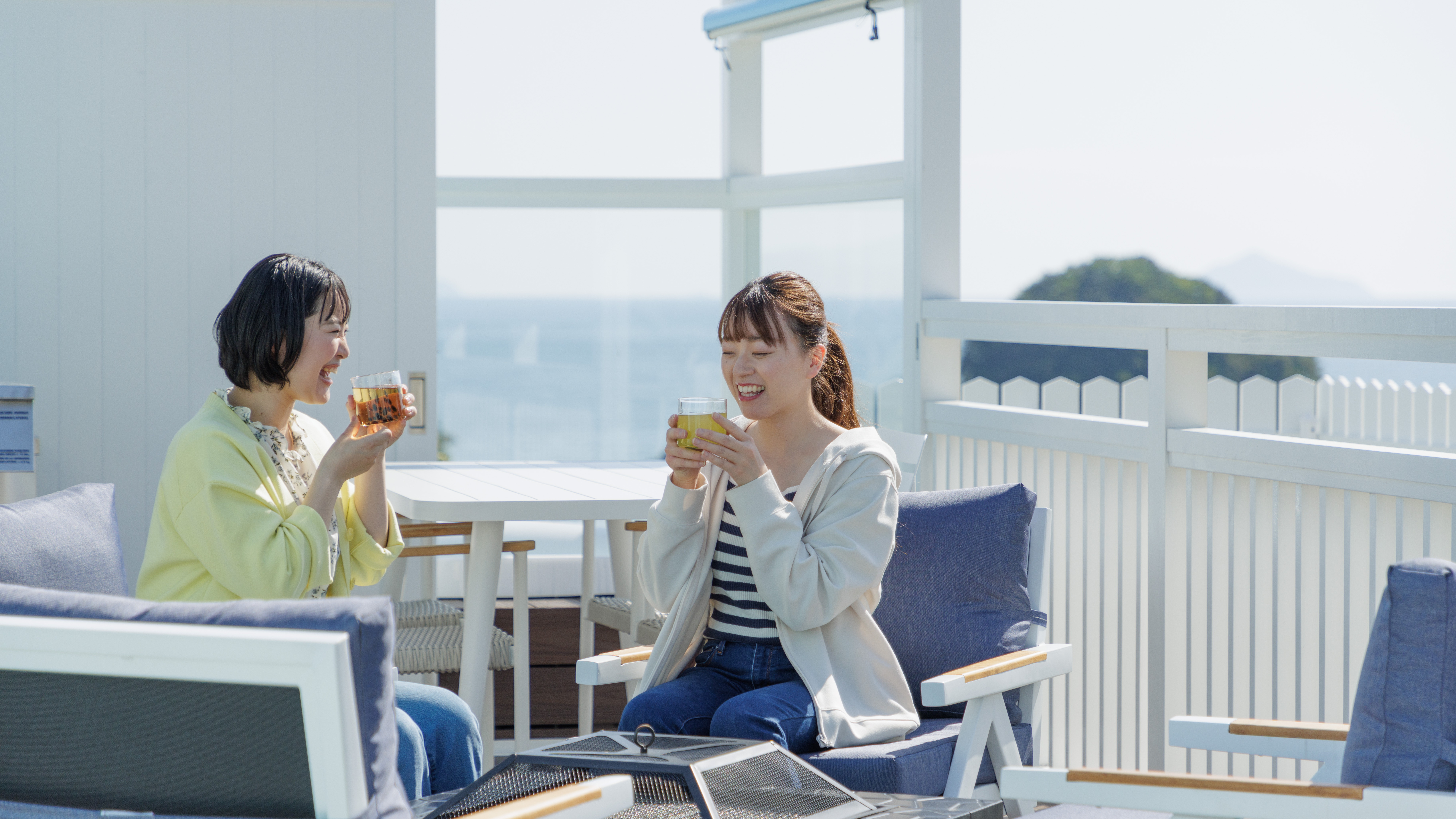 テラス席で一息