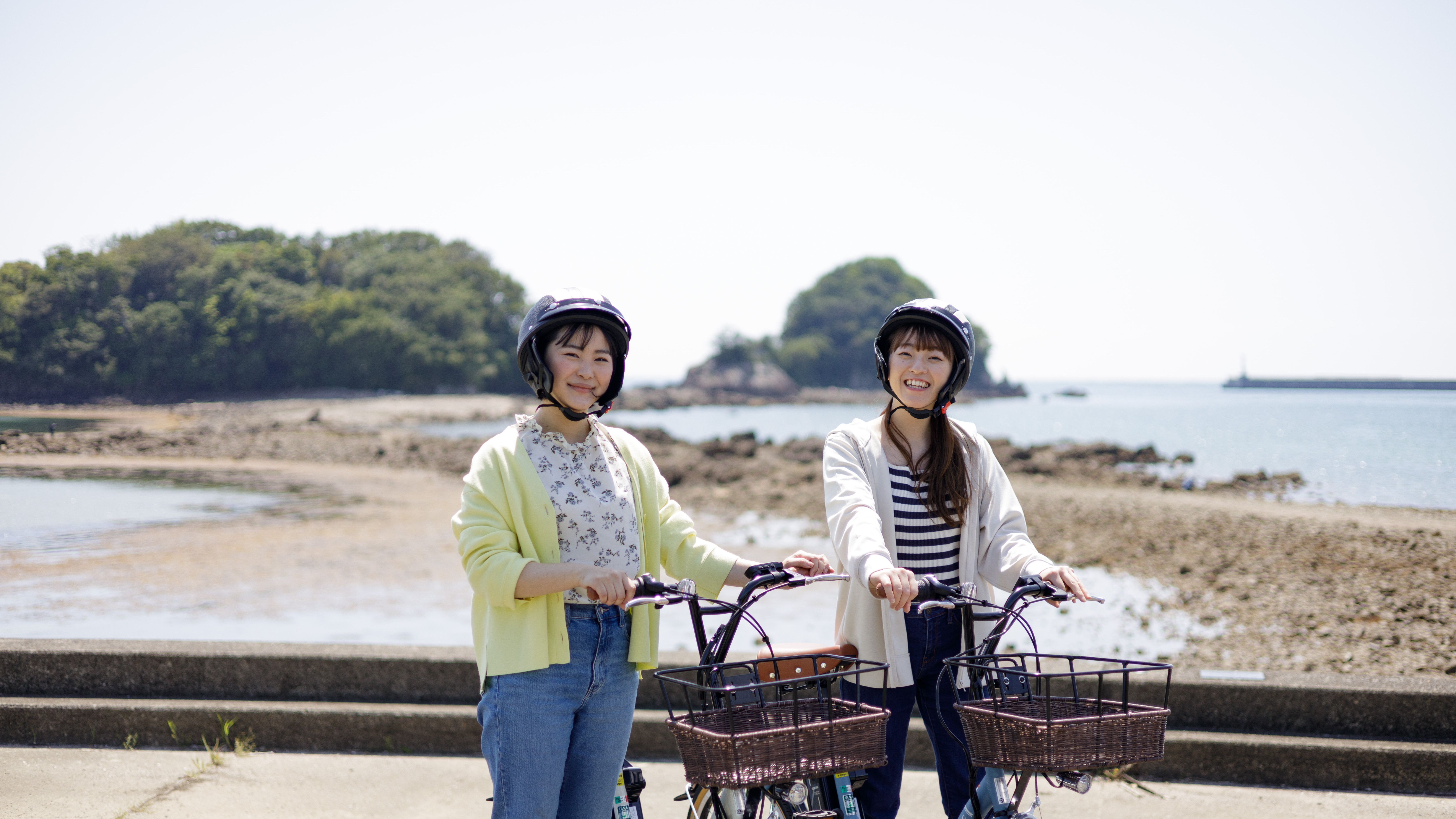 山と海に囲まれてサイクリング