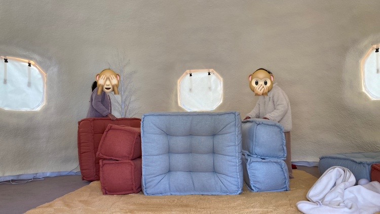 インスタントハウスで遊んでいます。12