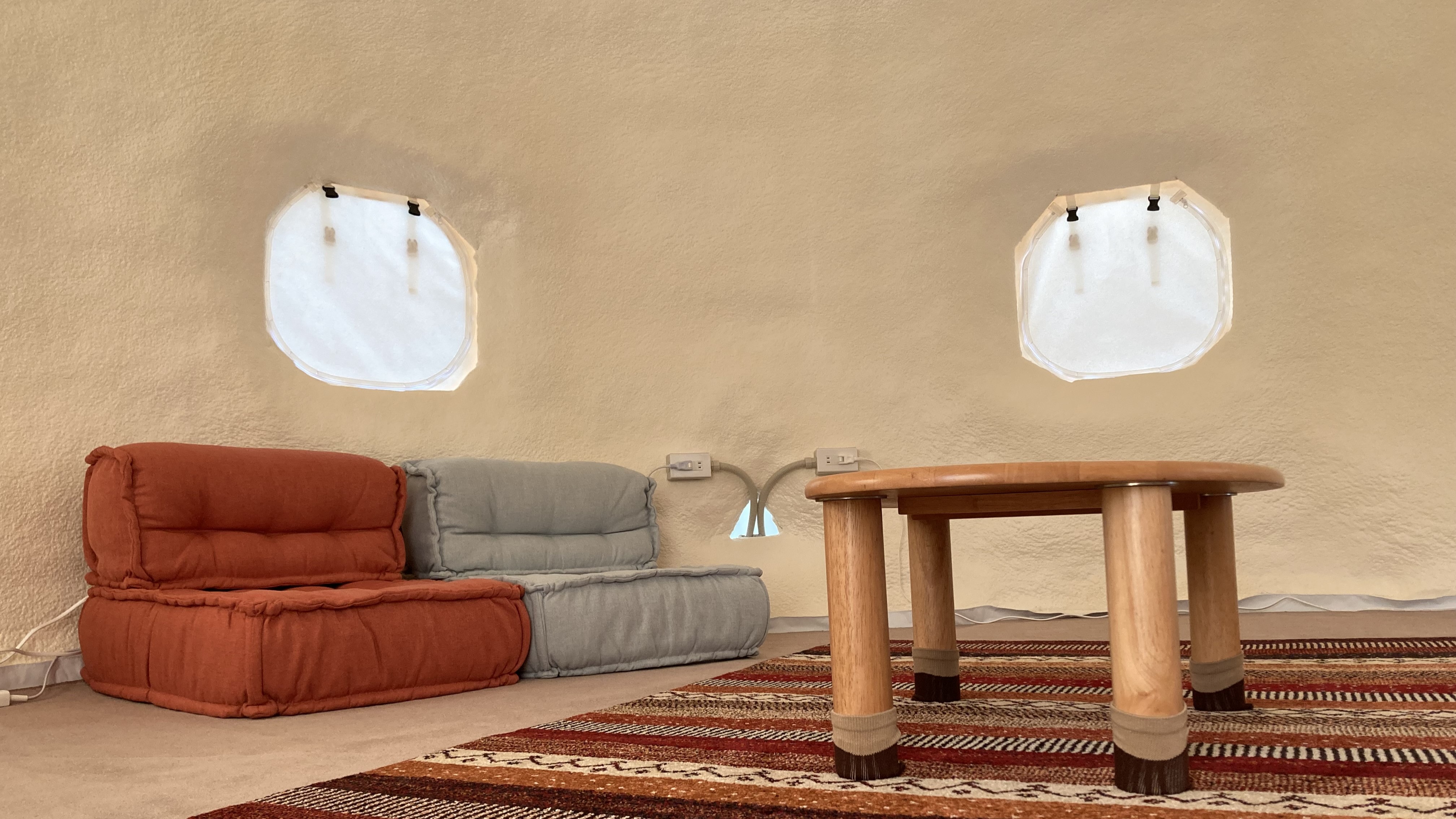 インスタントハウス内装昼2