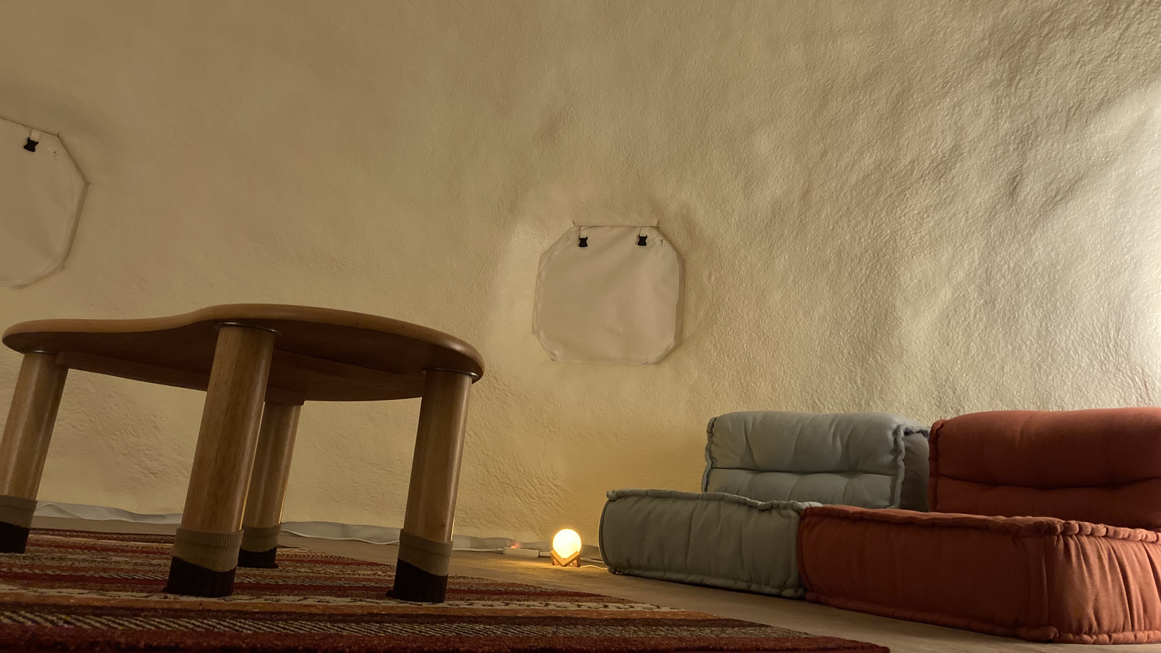 インスタントハウス内装夜4