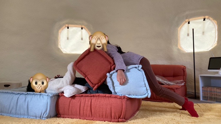 インスタントハウスで遊んでいます。3