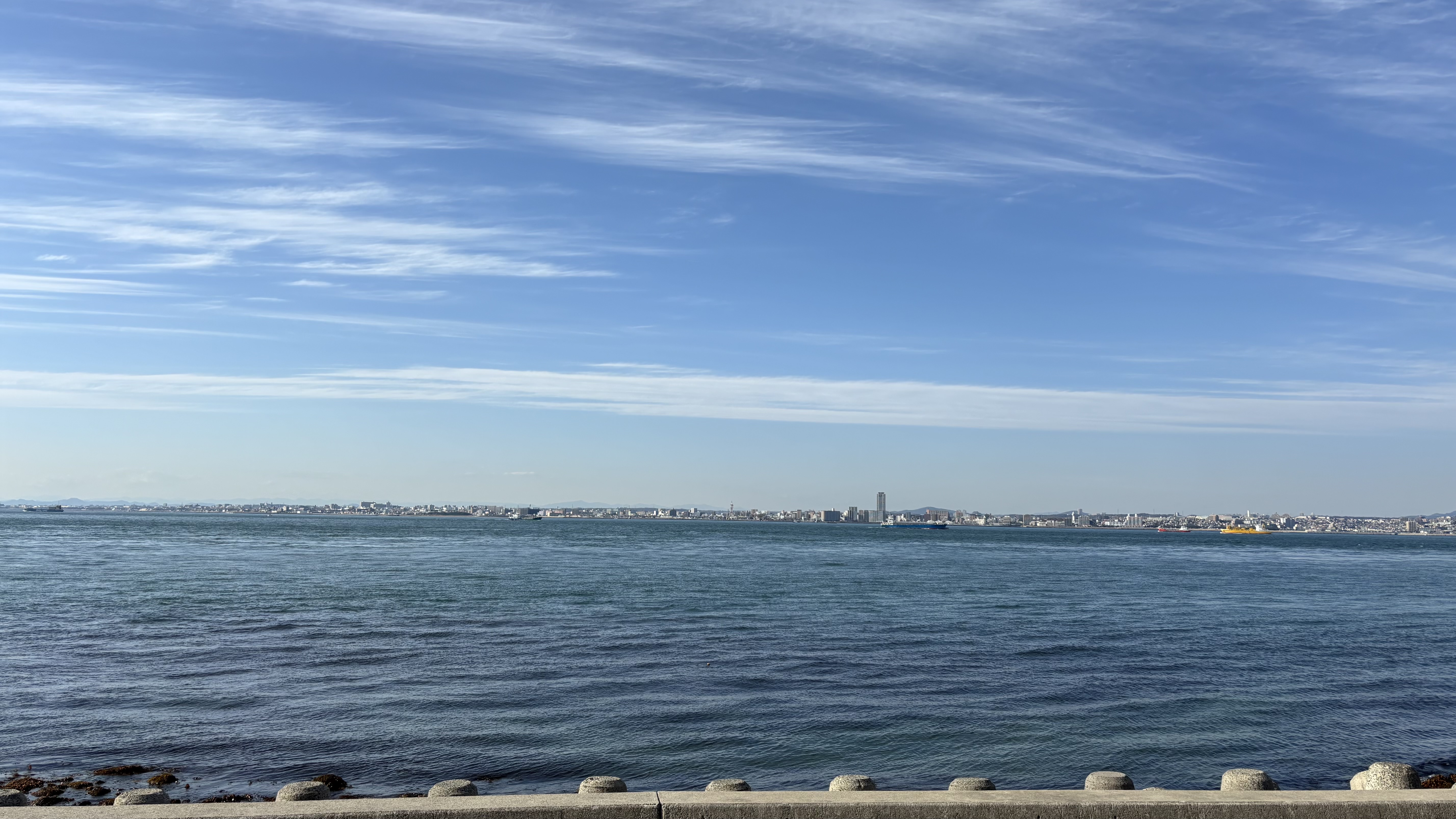 江崎灯台から見る海