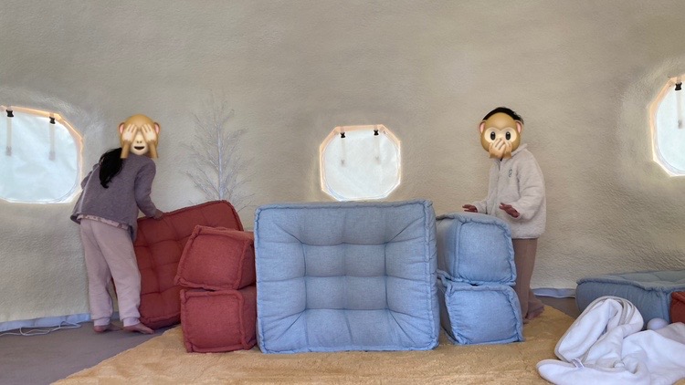 インスタントハウスで遊んでいます。11