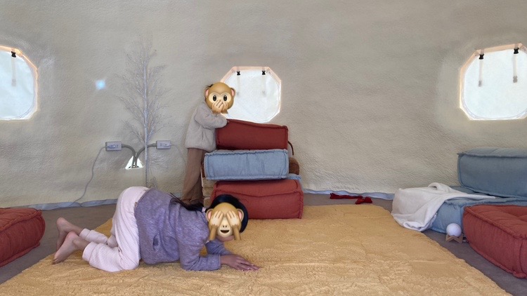 インスタントハウスで遊んでいます。8