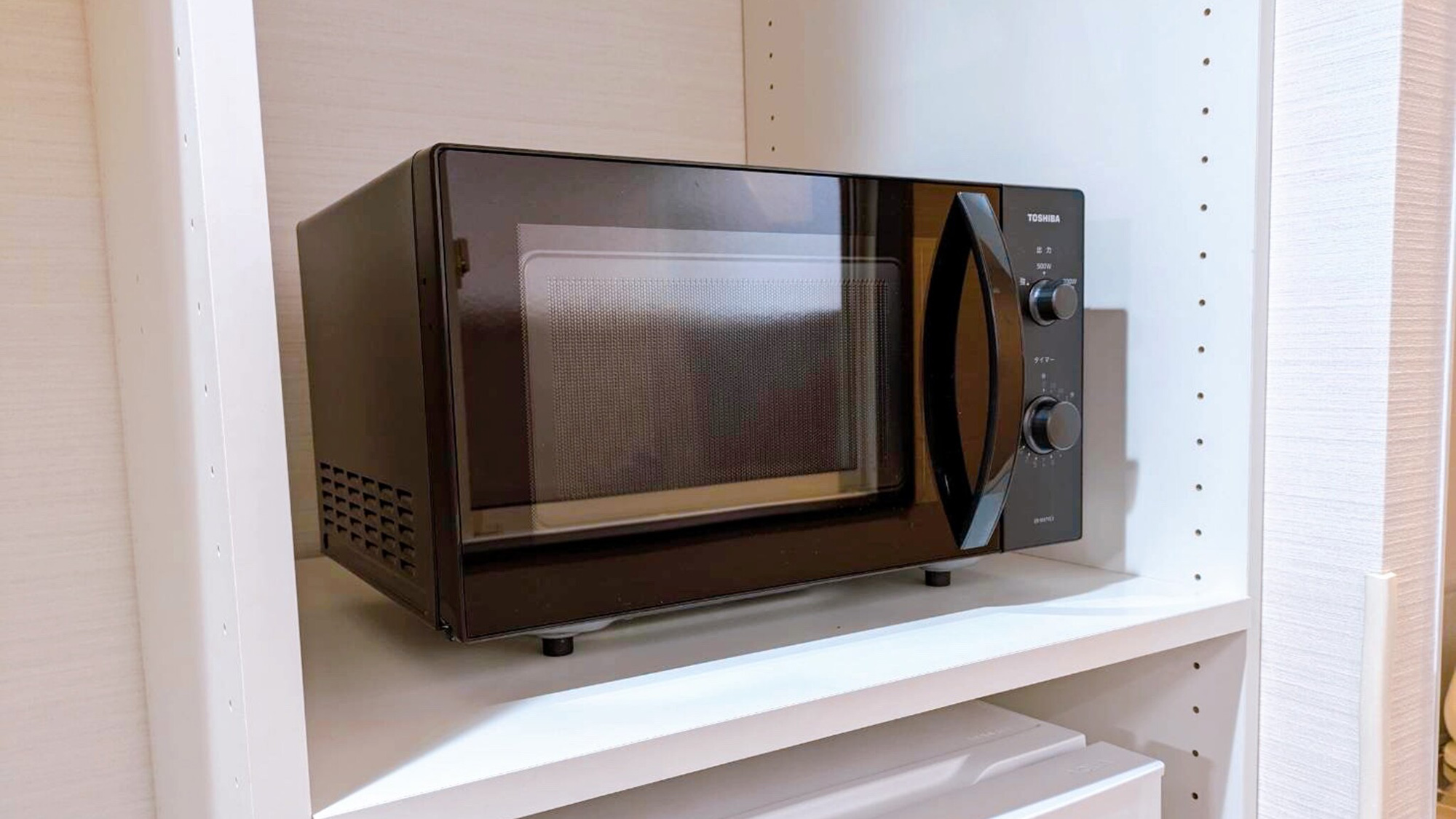 ・【電子レンジ】お弁当の温め直しはもちろん、簡単な調理にご利用いただけます