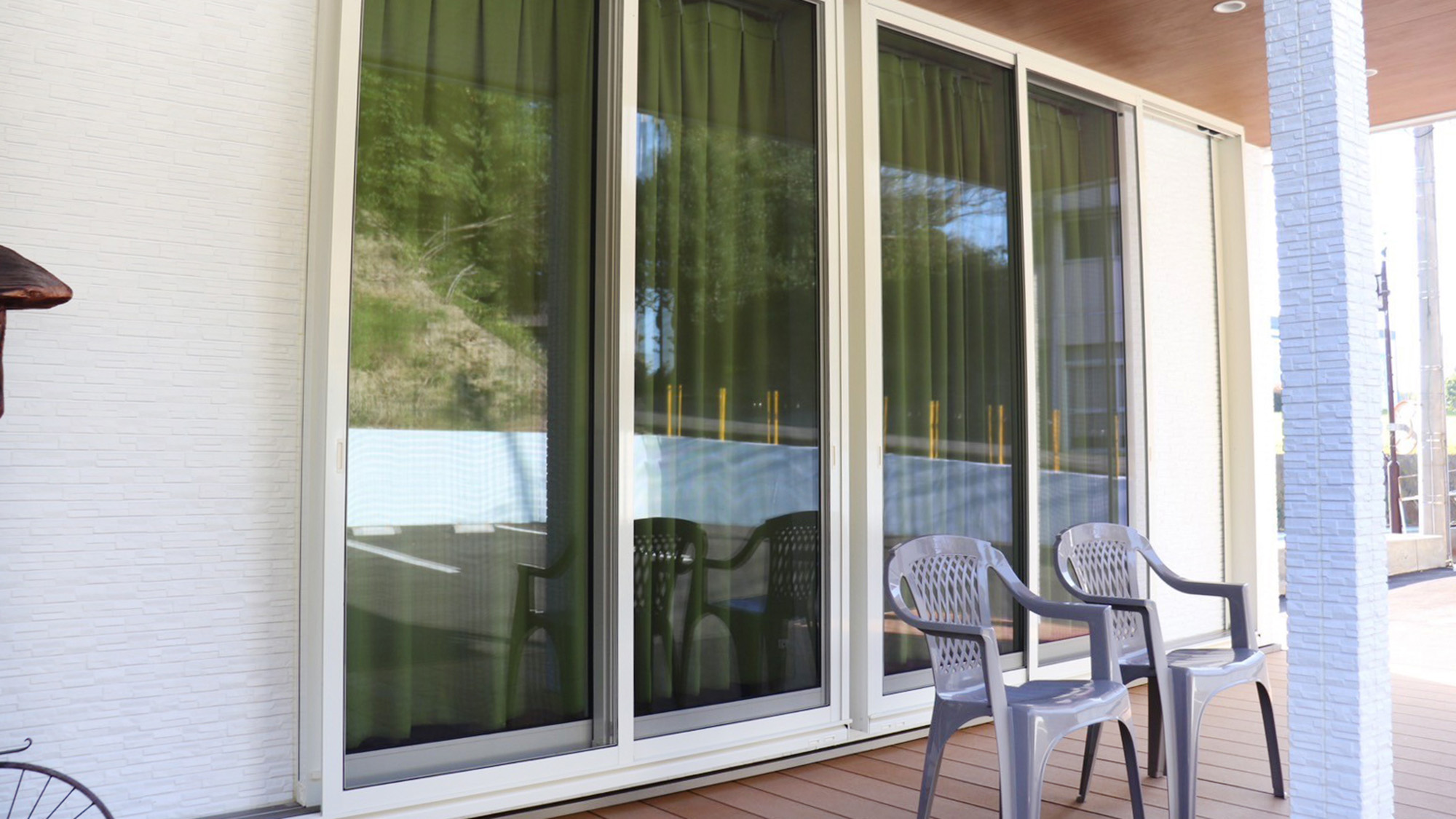 ・【レストラン】レストランではご夕食・ご朝食をお楽しみいただけます。ご家族やご友人とご堪能ください