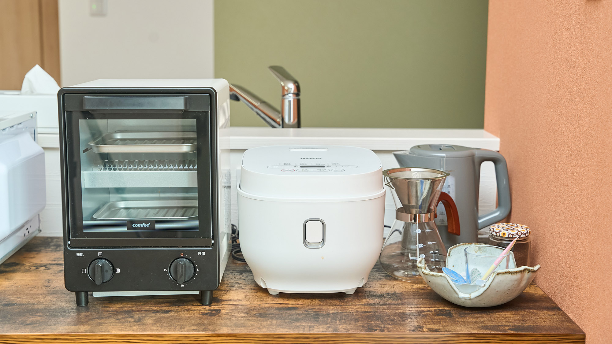 ・【キッチン／ローズマリー】炊飯器やトースターがございます。連泊でも快適にお過ごしいただけます