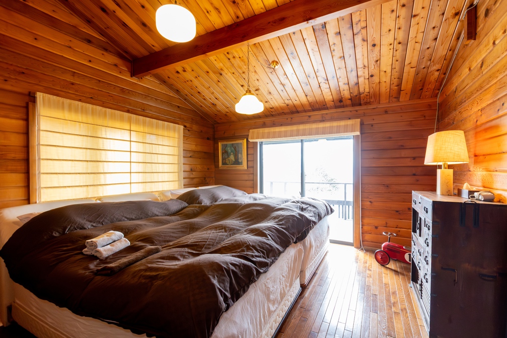 １日１組一棟貸切 寝室４部屋＋リビング・ダイニング・キッチン