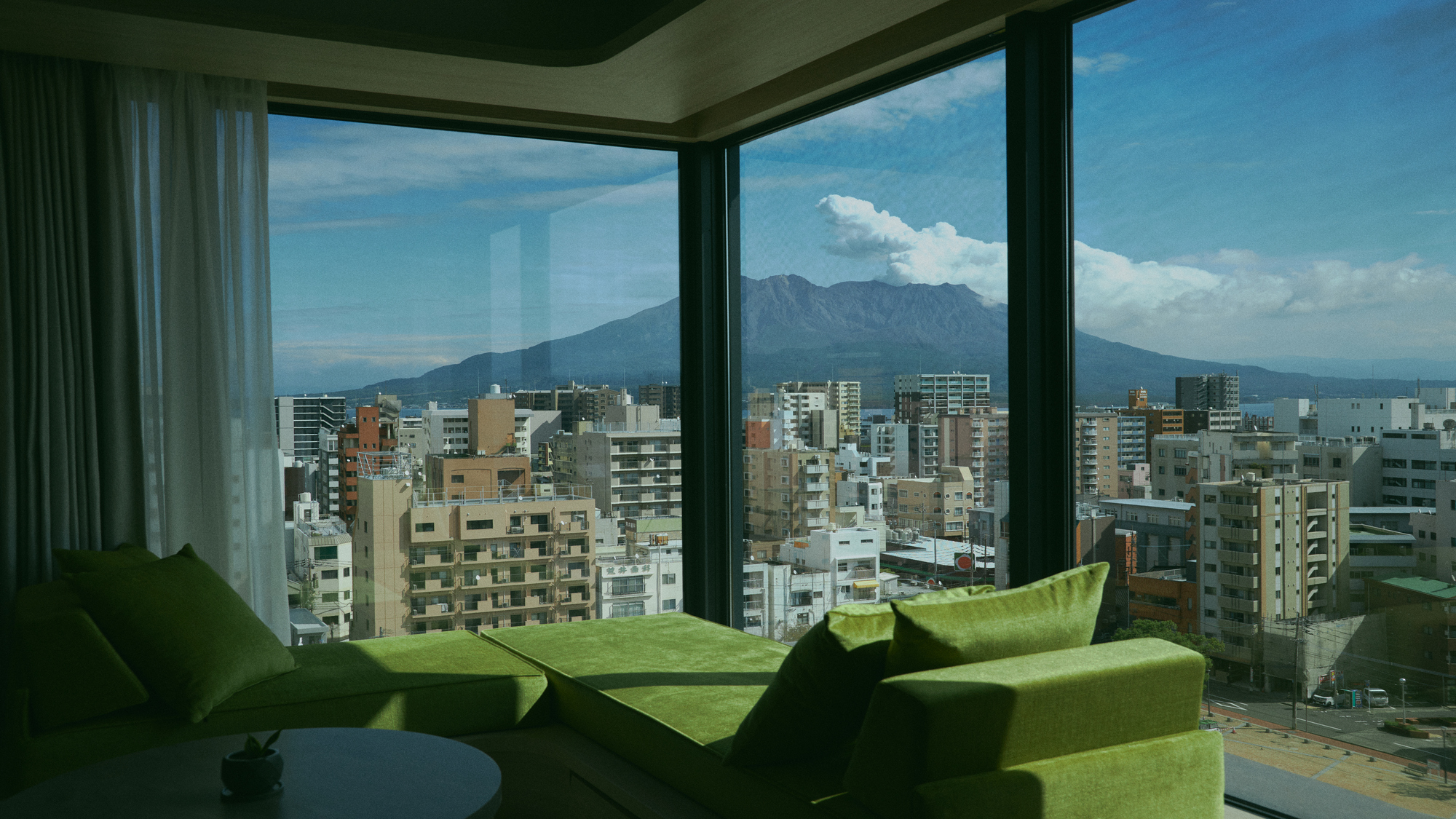 定員4名 / クイーンベッド&times;2/ バストイレ別 / 洗濯機 / キッチン・電子レンジ/プライベートサウナ「SAUNAGE」備付