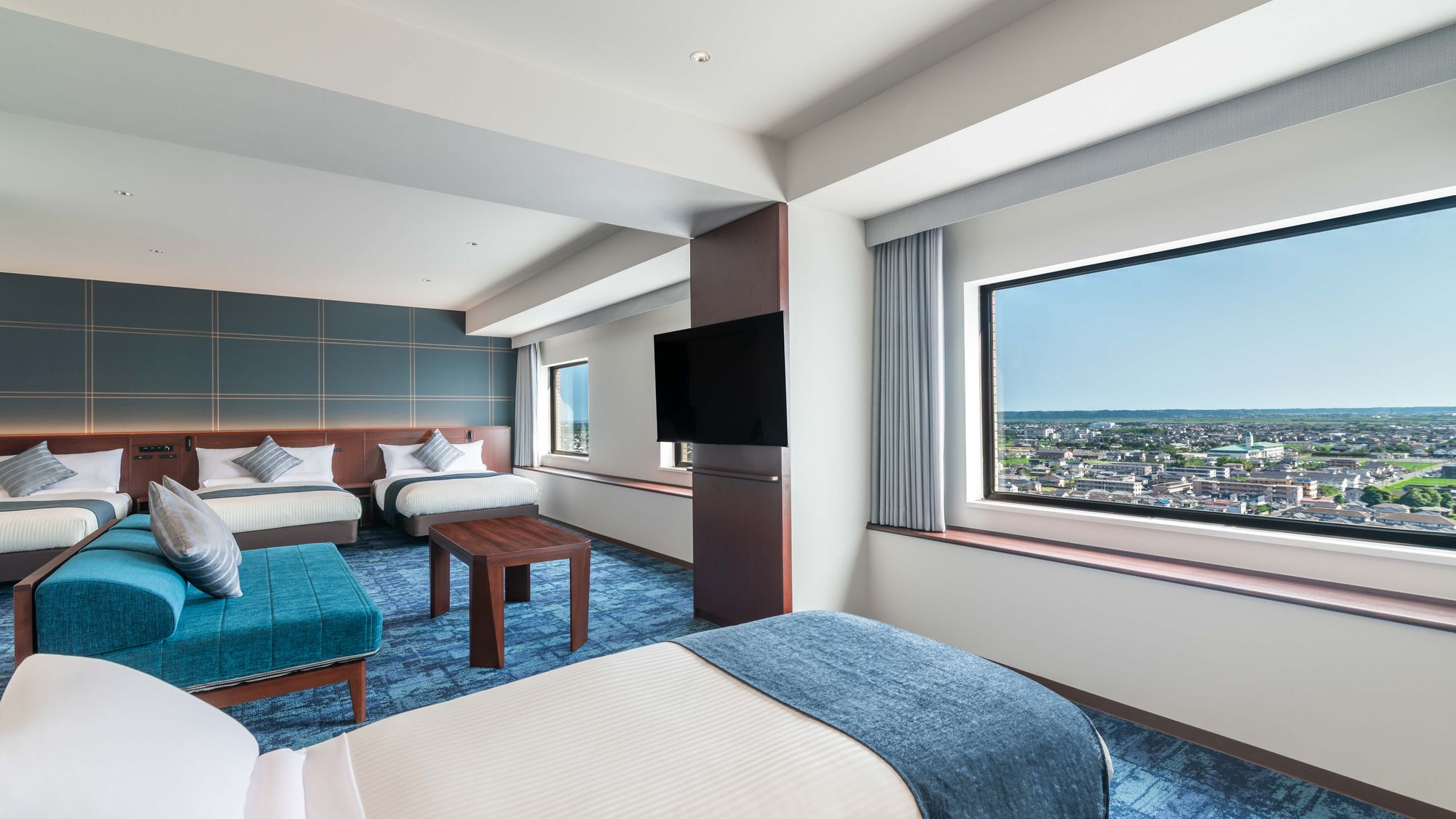 デラックストリプル エキストラベッド2台