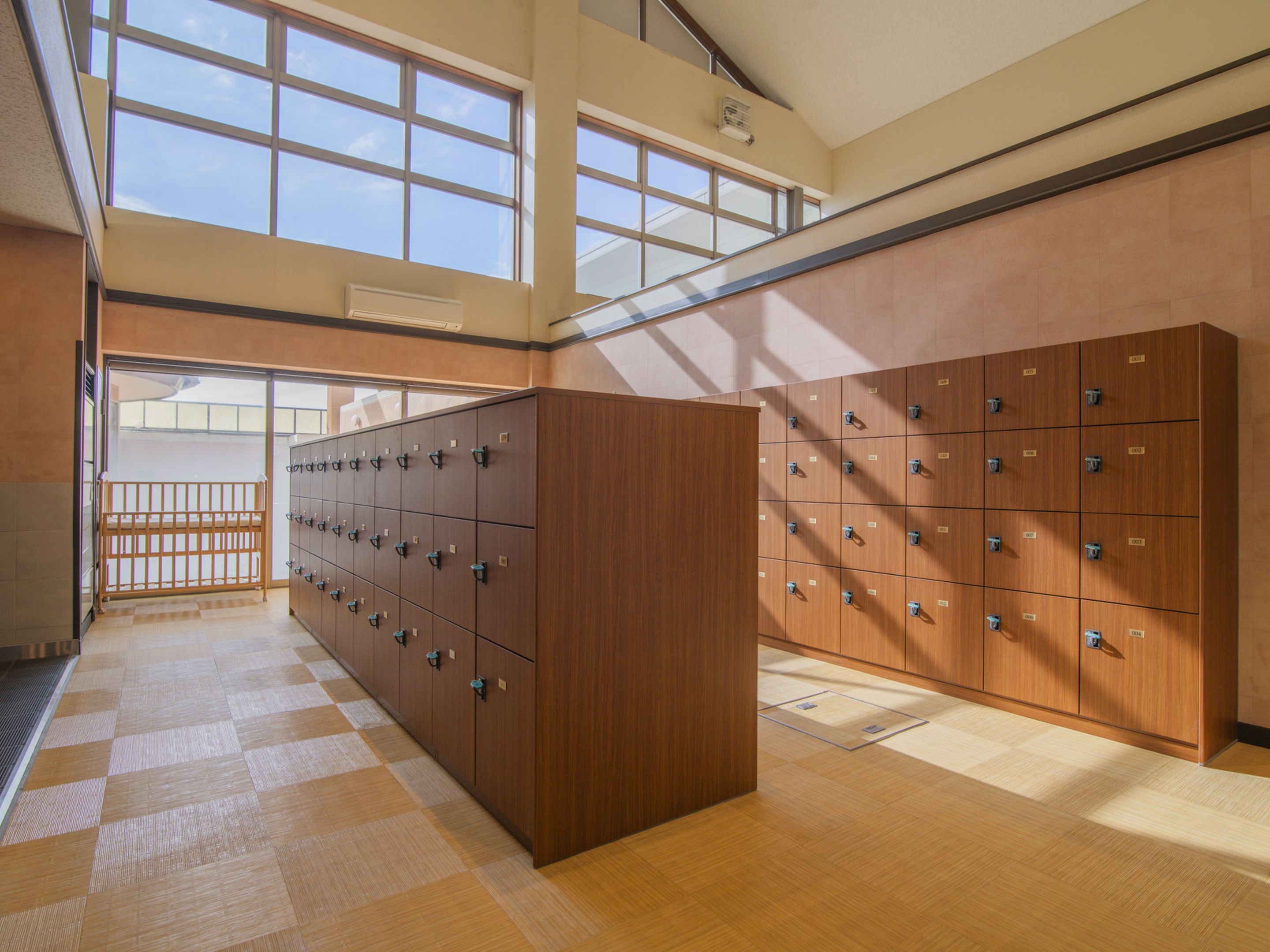 ろっこうの湯　脱衣所