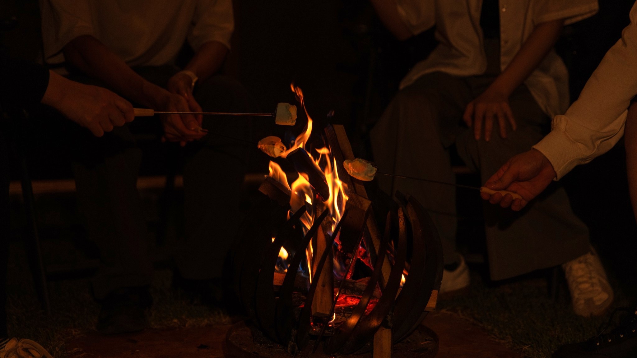 オプションで楽しめる焚き火セット