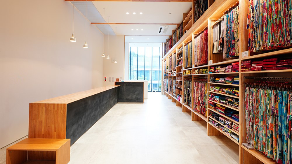 【着物で金沢街歩き】〜「金沢 酢重」銅釜炊き立てご飯の朝食＆レンタル着物付き〜