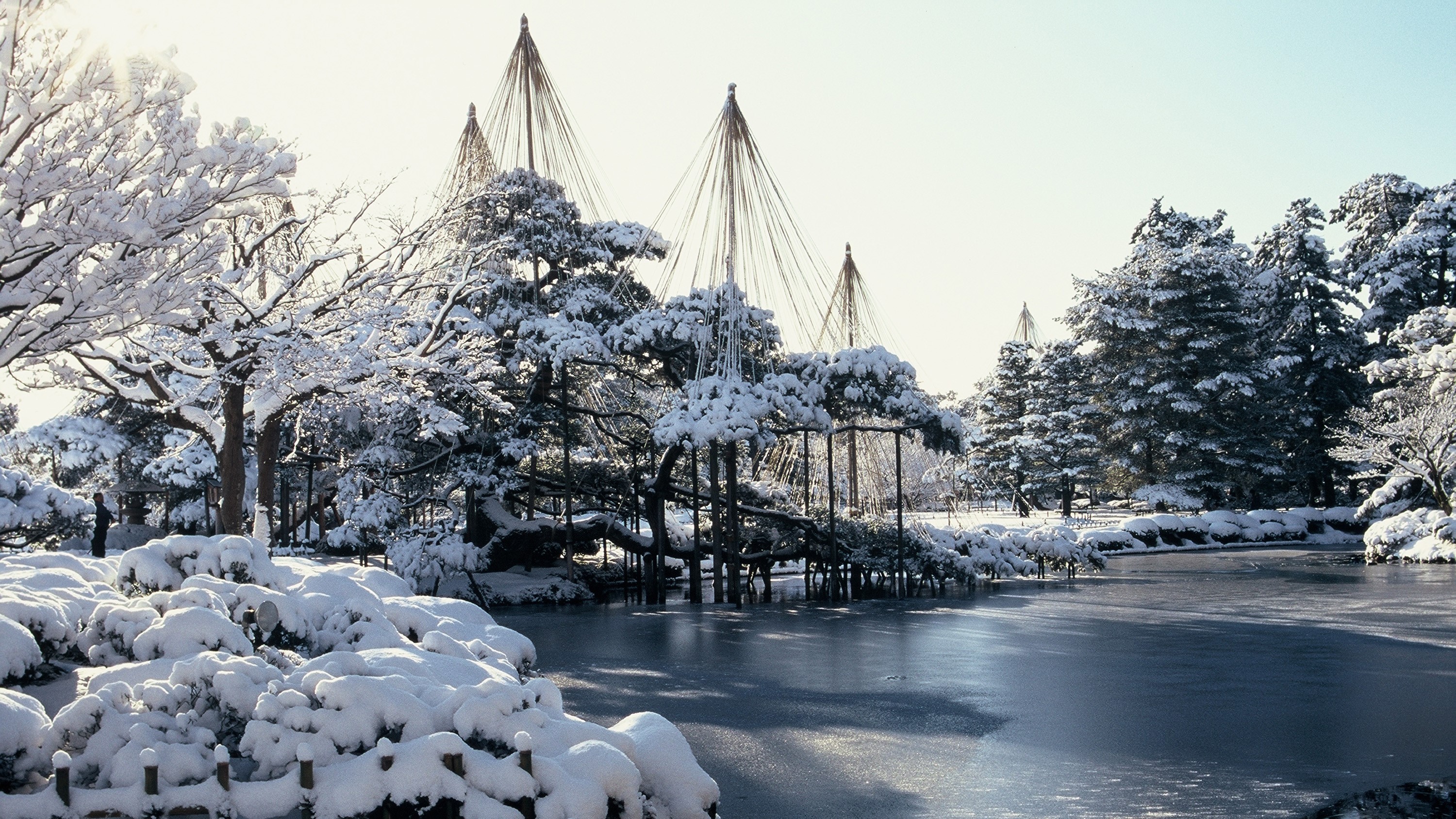 兼六園©金沢市　徒歩約5分