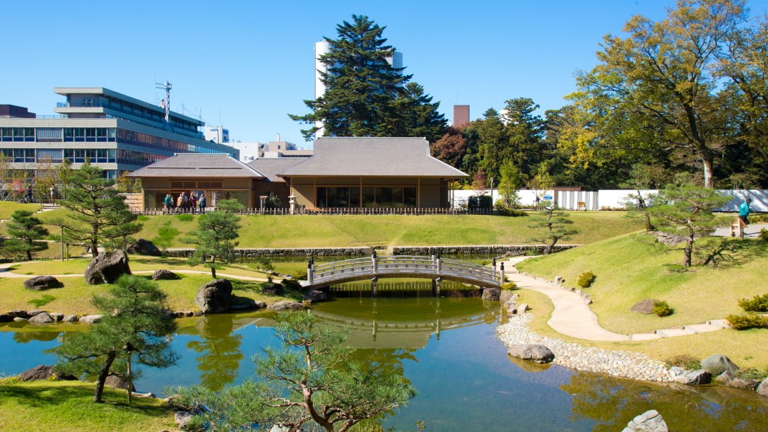 金沢城公園・玉泉院庭園©金沢市　徒歩約5分