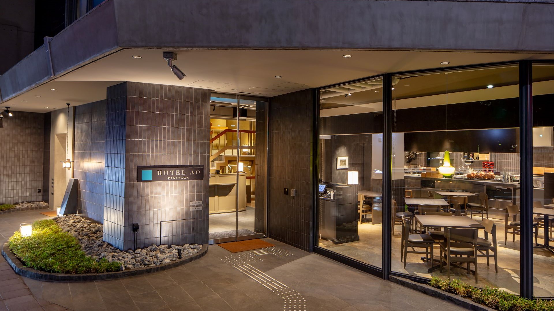 ホテルエントランス