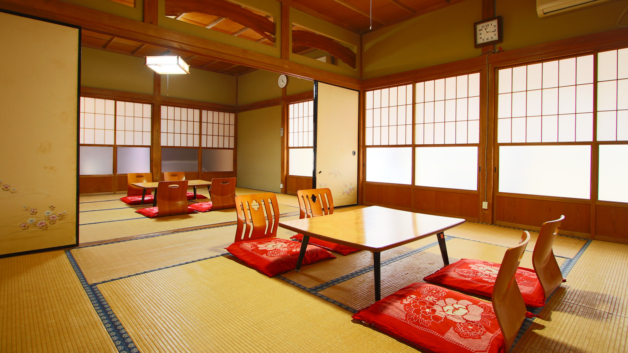 二間●8名様まで広々ご利用いただけます！！*