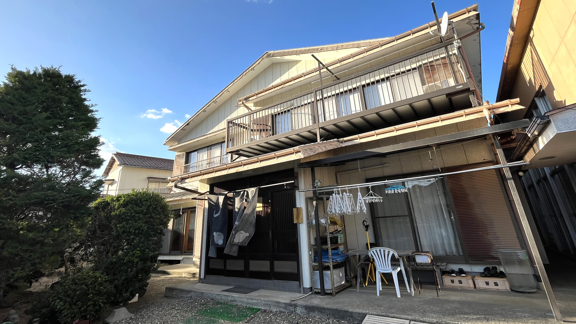 外観●車でお越しの際は、海前の駐車場をご利用ください*