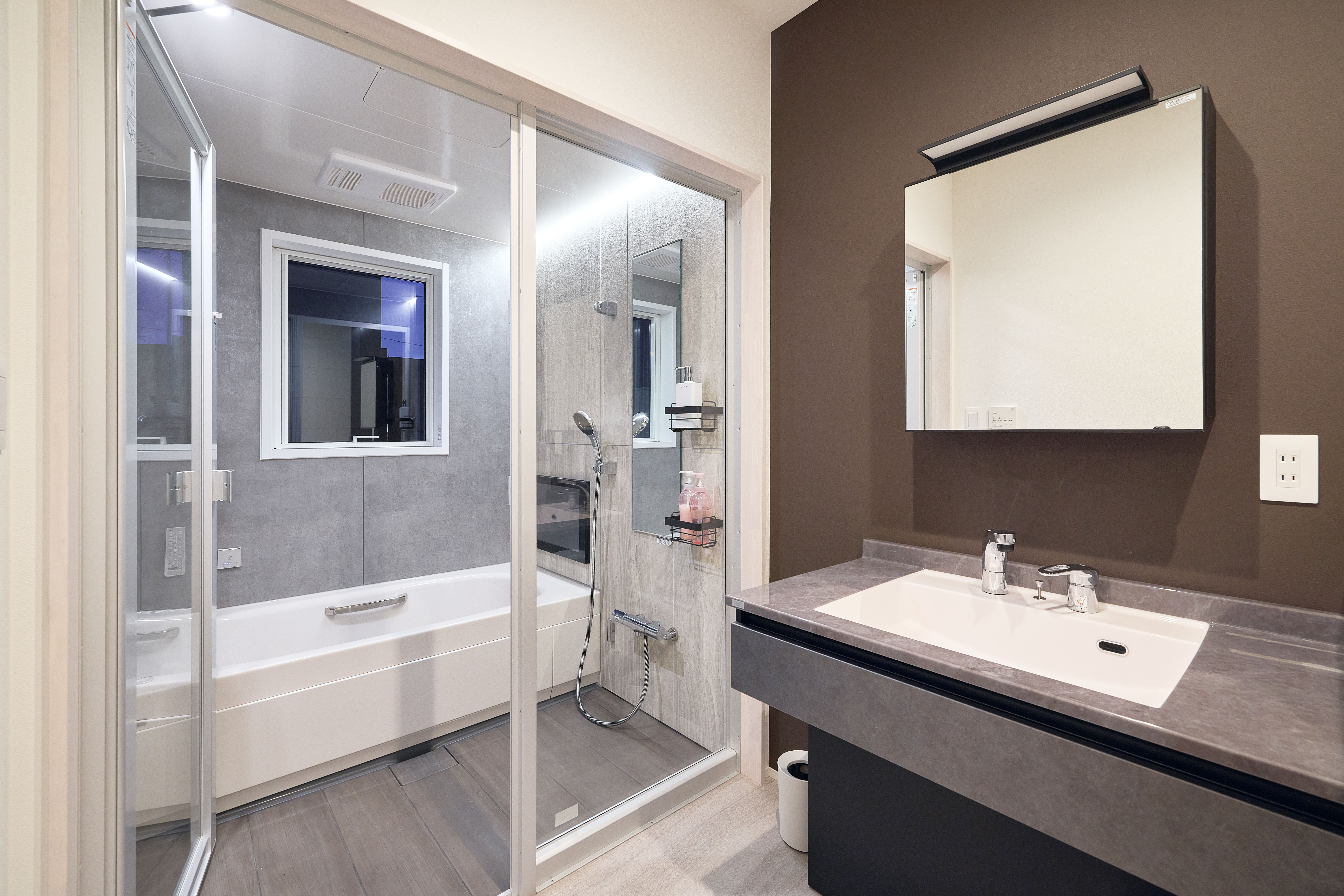 Deluxeルーム客室内