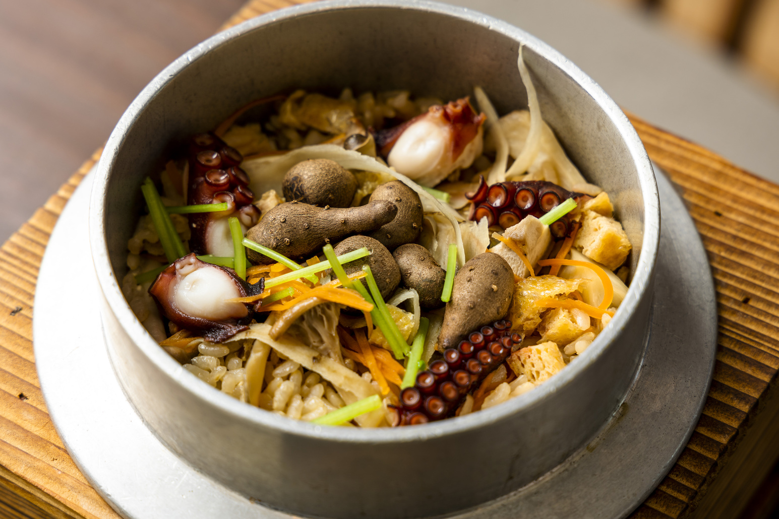 【ロキデ本館】朝食なし素泊まりプラン　（ディナーはコース　or　単品料理　or　なし） 