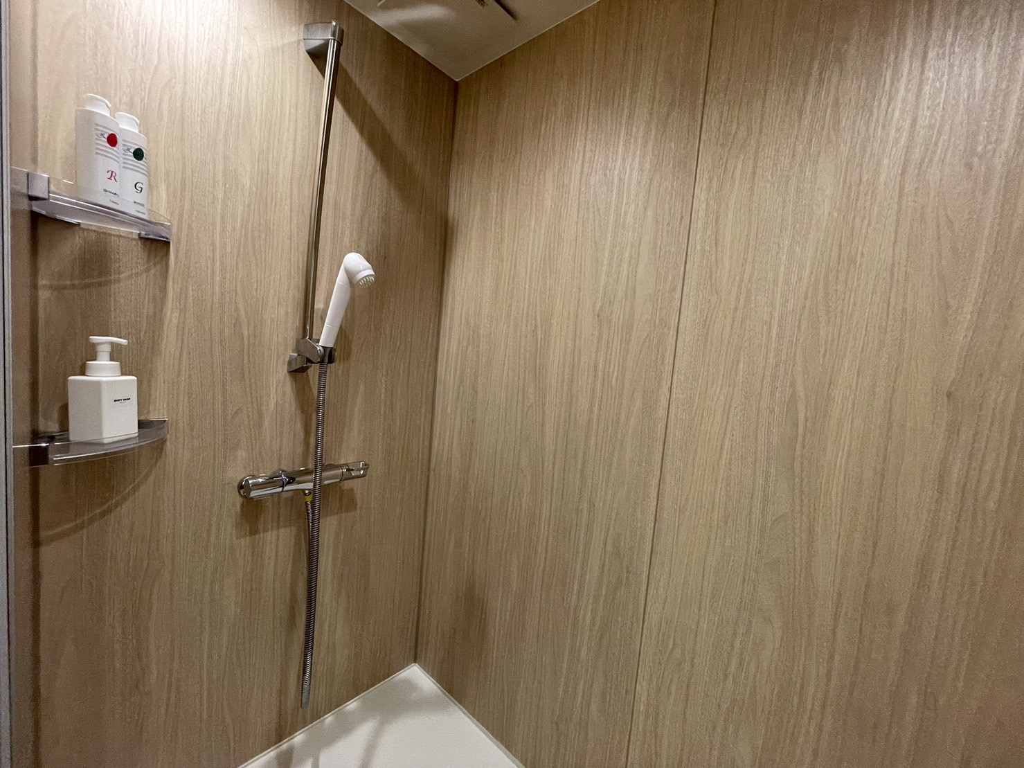 RK-ペットと泊まれる離れのお部屋-＜シャワールーム＞