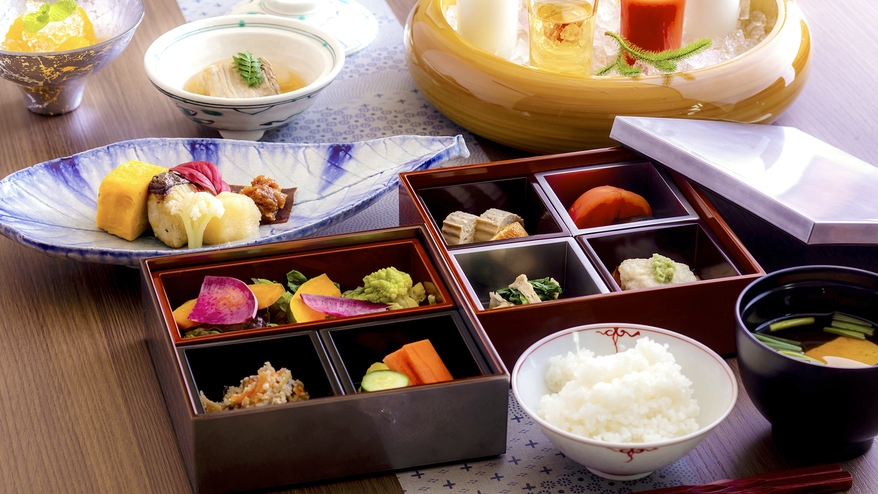 ■1泊朝食プラン■飛騨の朝、山の幸と清流の恵み。夜は大人のぶらり街歩き♪