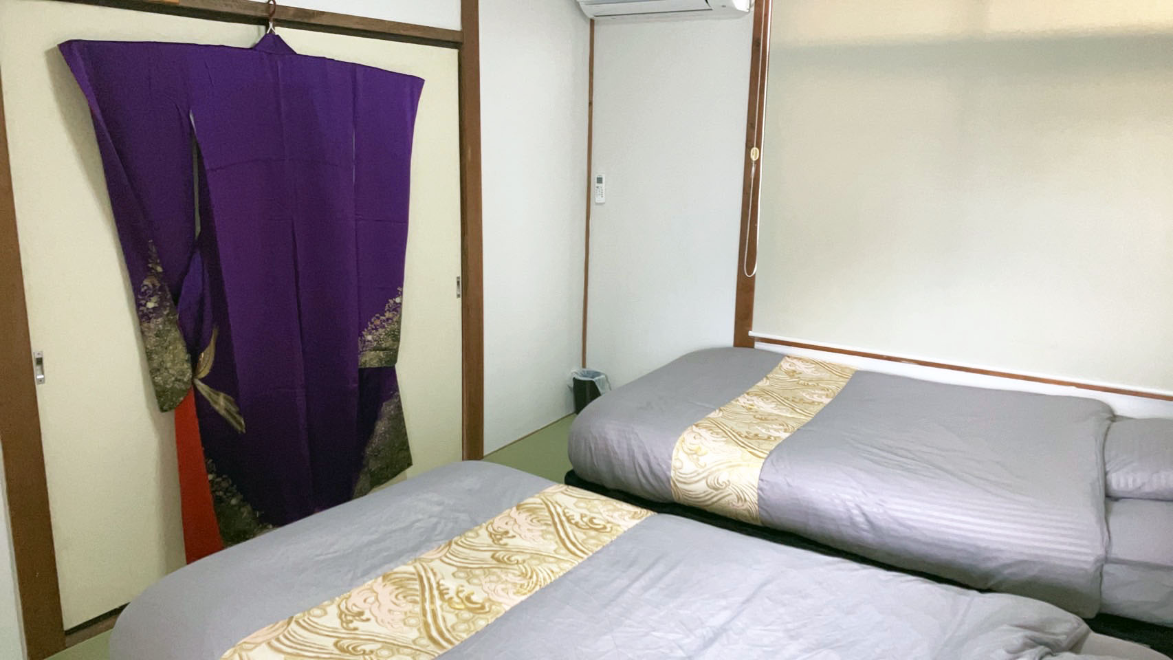 ベッドルーム4・浮世絵・東洲斎写楽・写楽乱れ貼り