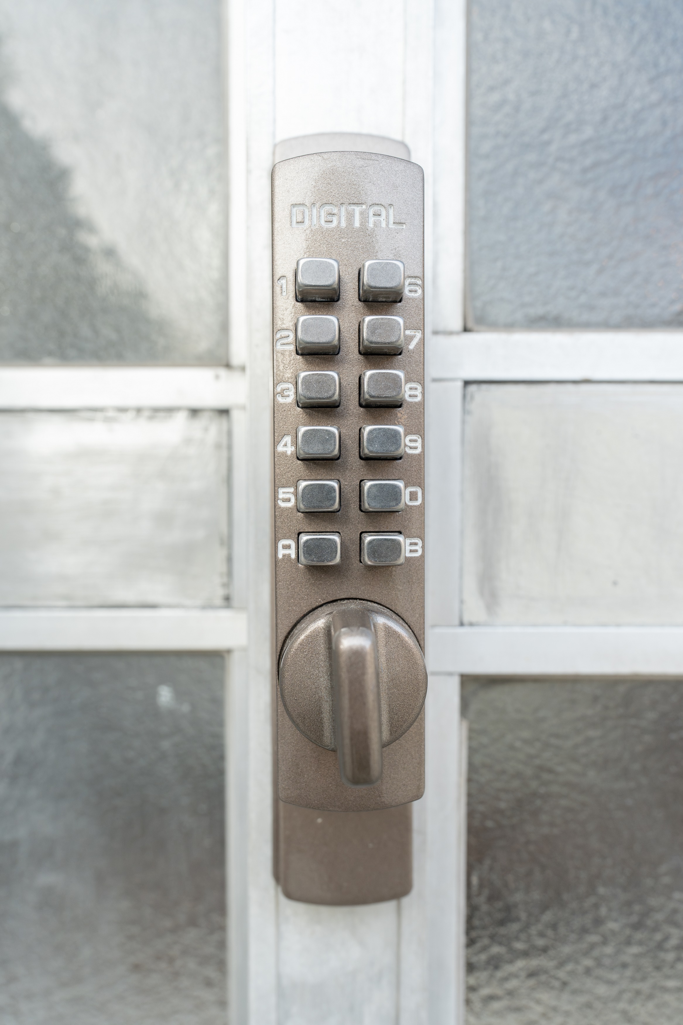 インジホテル下関・玄関・鍵