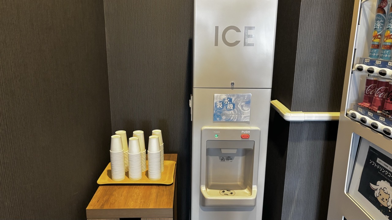 製氷機　（1F）