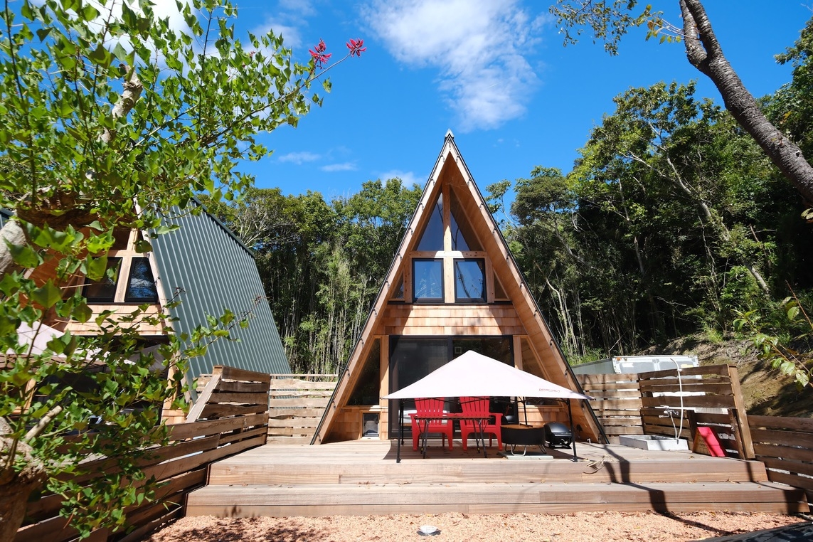 GARDEN CAMP HOUSE 206