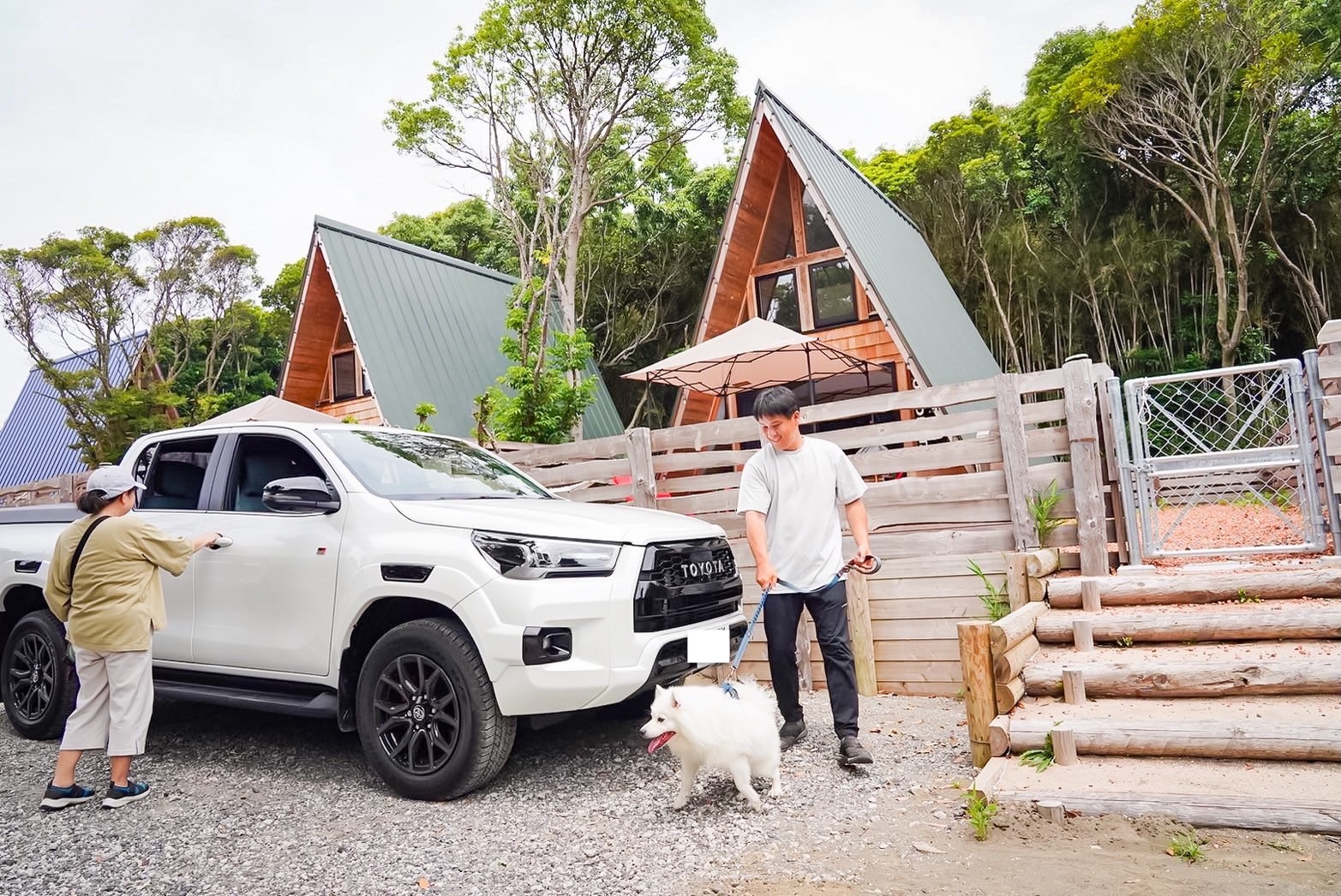 車は横付け可能