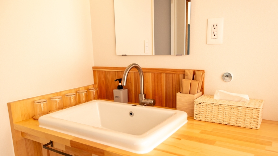 【朝食付き】レトロ喫茶店「油津珈琲＋」で味わう『九州パンケーキ』プラン