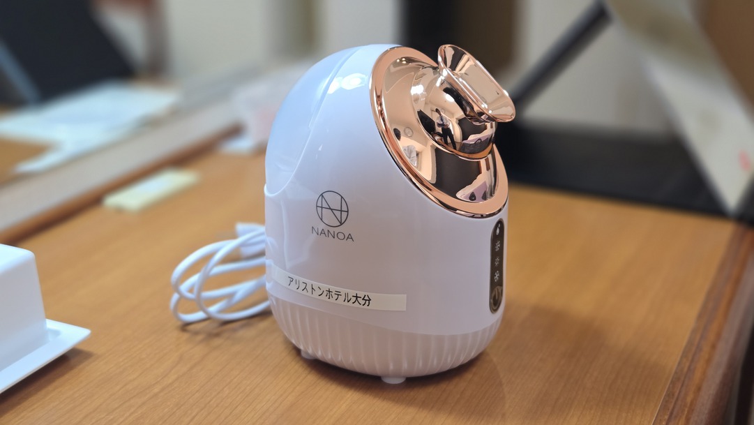 レディースルーム専用アイテム：NANOA フェイススチーマー