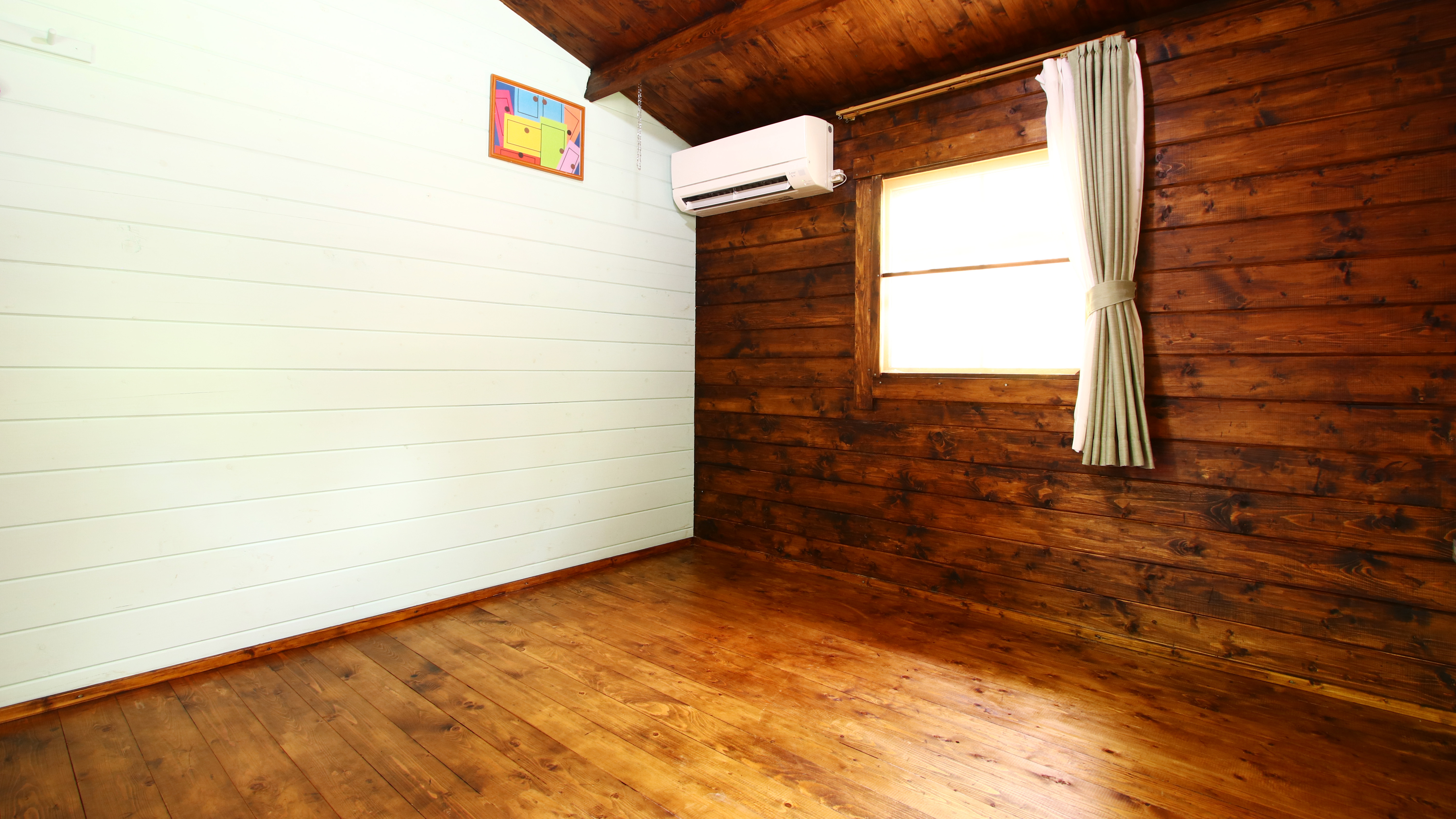 ミモザ◆6畳4名様まで宿泊可