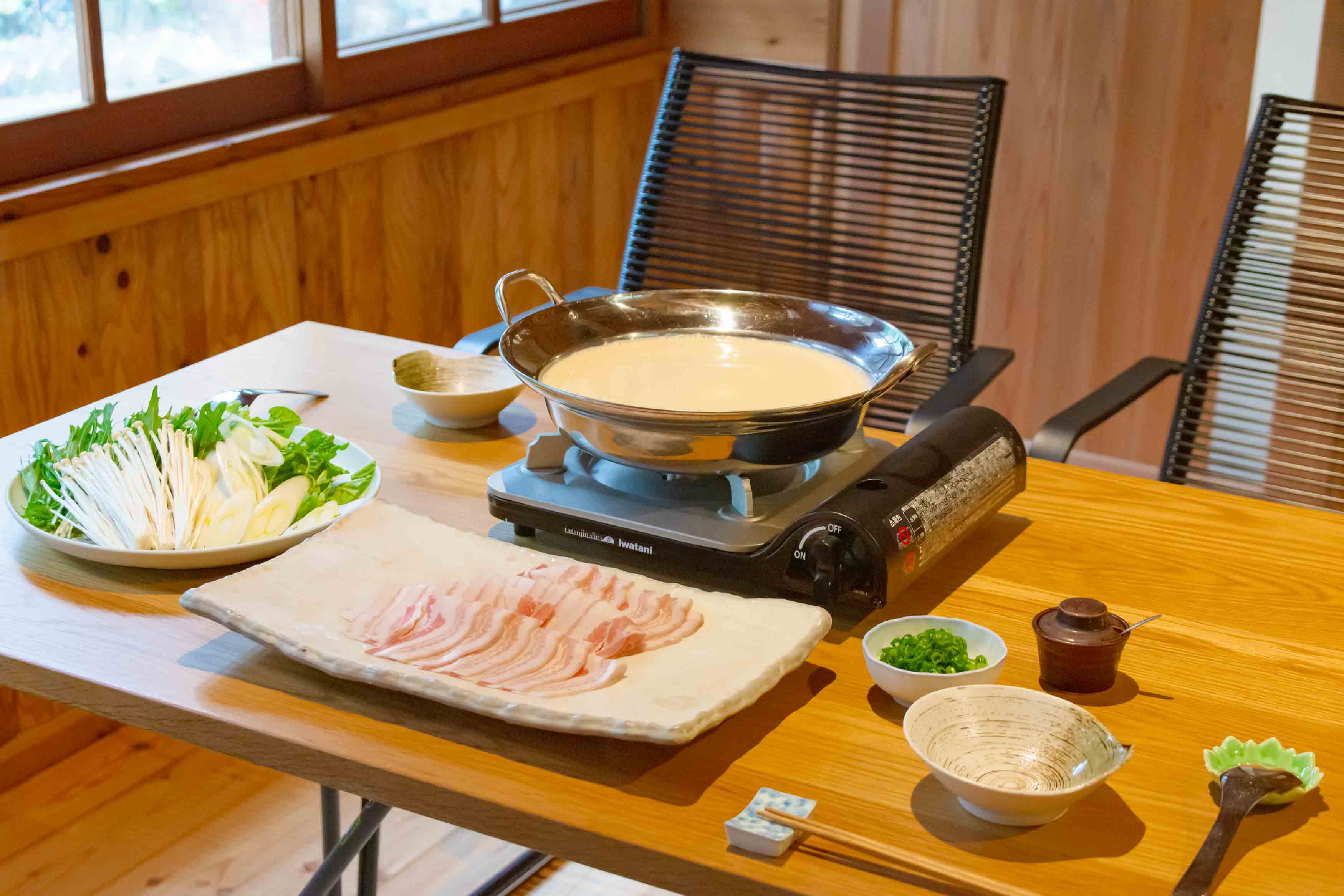 【大人２名様より受付可】あぐー豚  豆乳しゃぶ鍋  贅沢お食事付きプラン