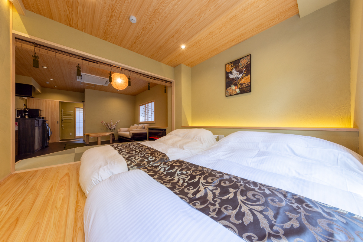 4F 銀の間 ベッドルーム①