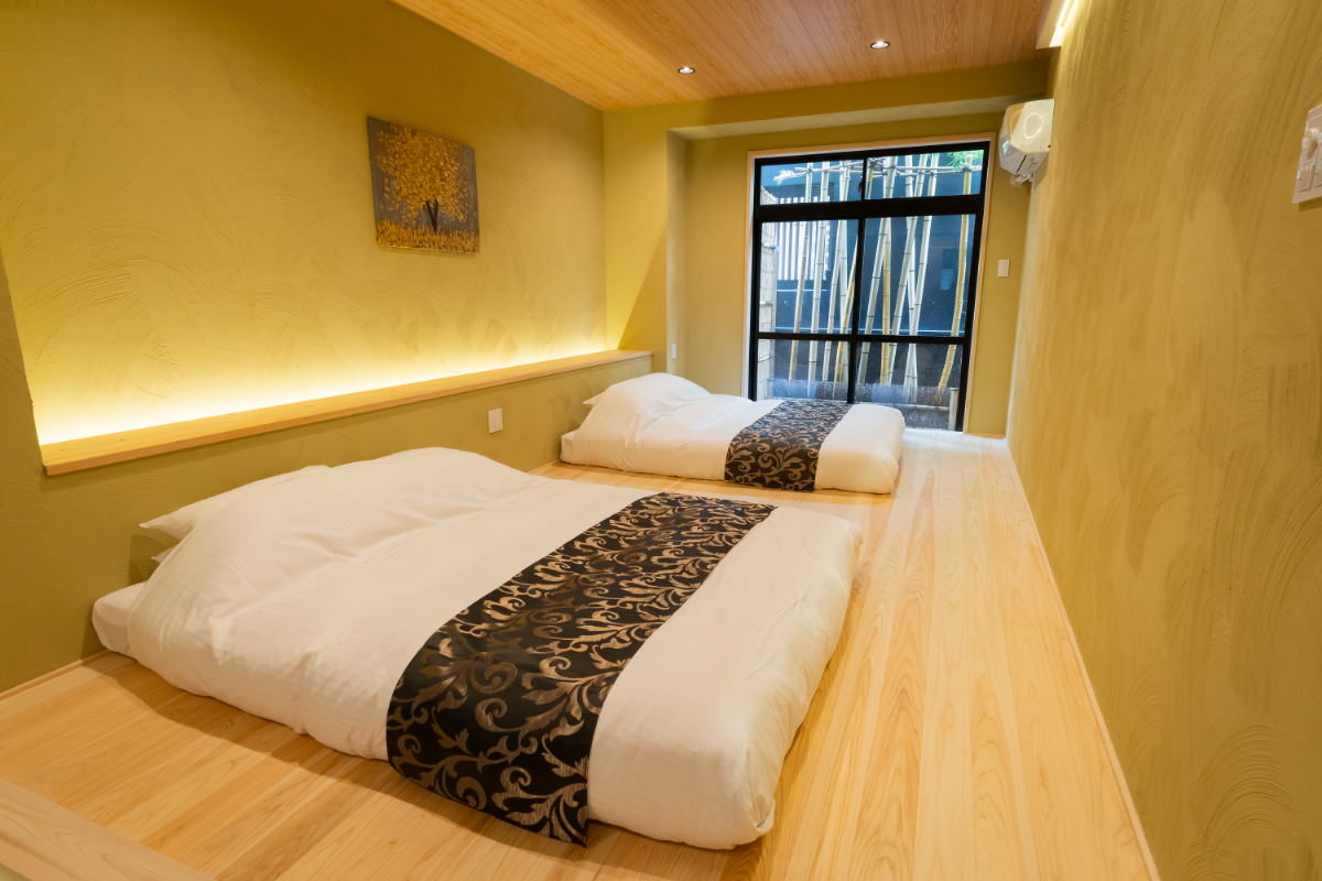 3F 金の間 ベッドルーム①